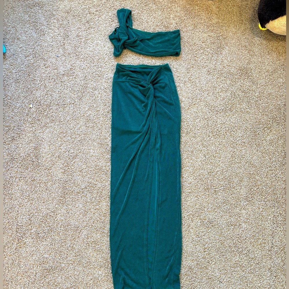 SHEIN Green Top and skirt